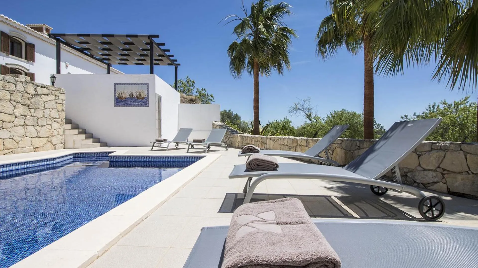 Villa Angel Loule